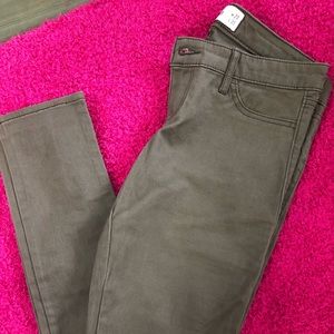 Women's Hollister Skinny Jegging/Jeans- Size 5